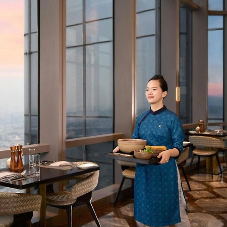 Vinpearl Landmark 81, Autograph Collection Ho Chi Minh City Exterior photo