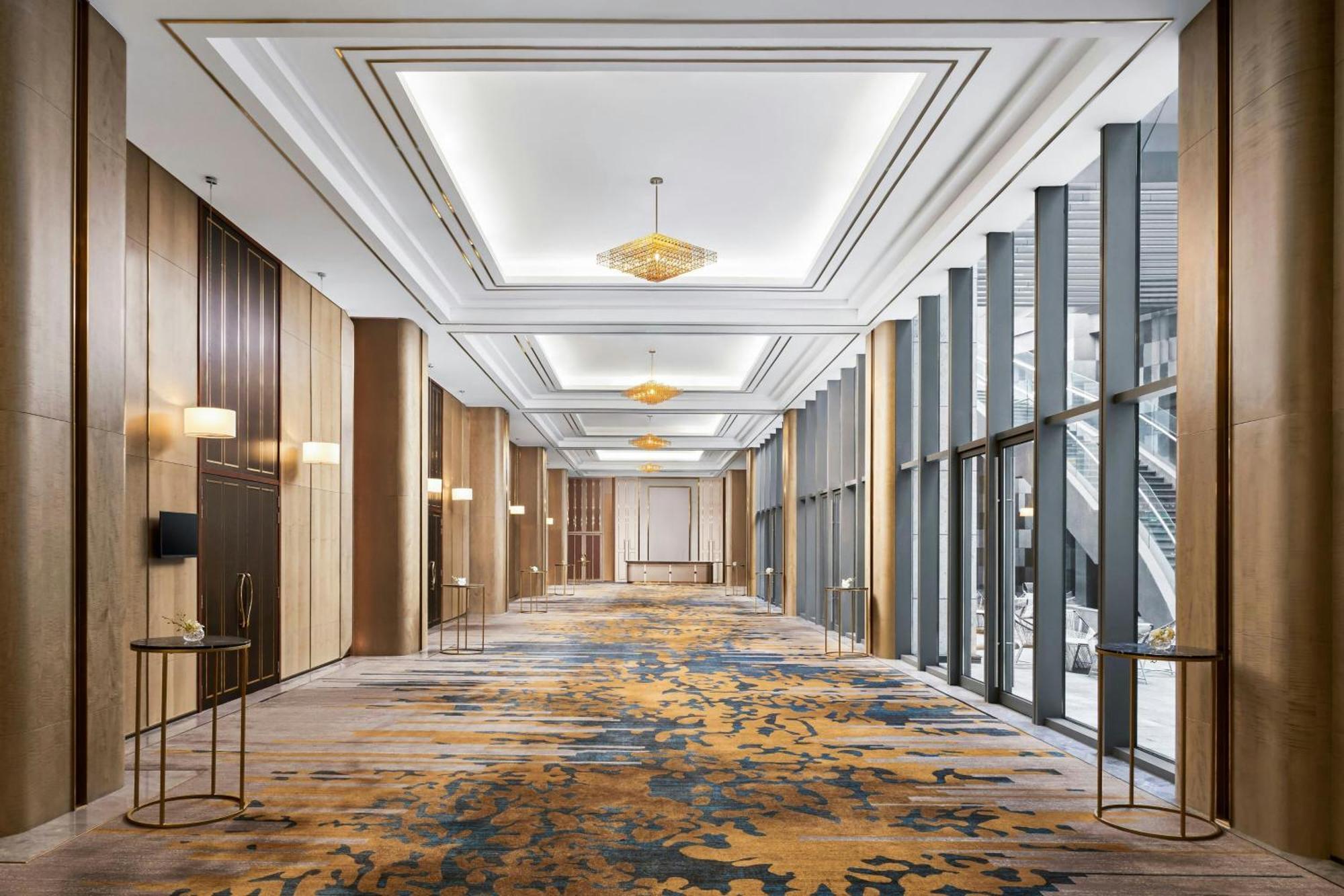Vinpearl Landmark 81, Autograph Collection Ho Chi Minh City Exterior photo